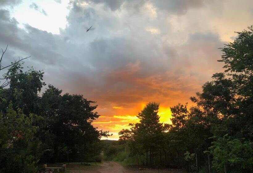 Пансион Espaço Shanti Chalés