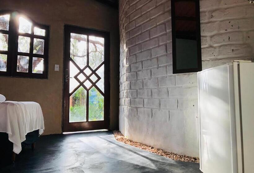 Пансион Espaço Shanti Chalés