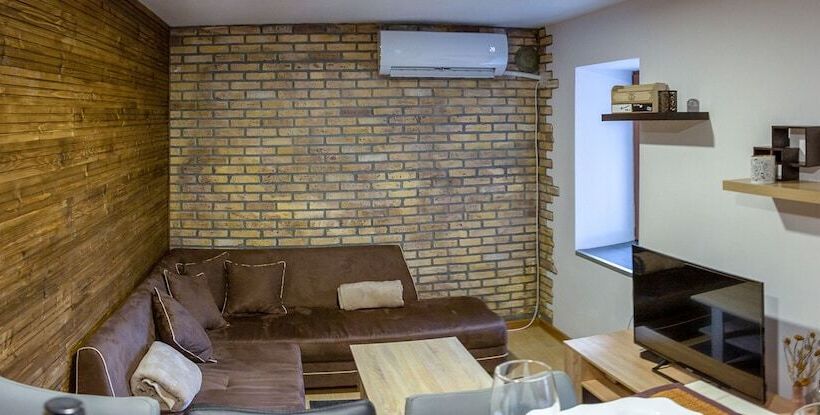 膳宿费 Guest House Viki