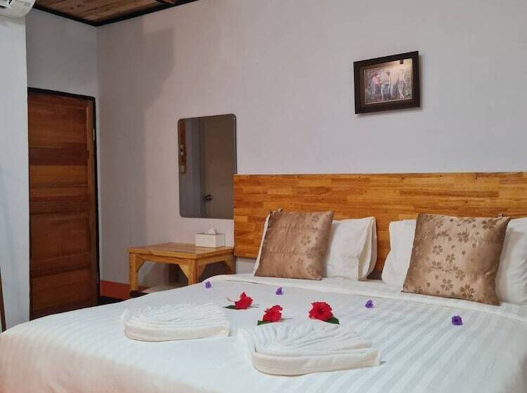 بنسيون Mookboonchu Guesthouse