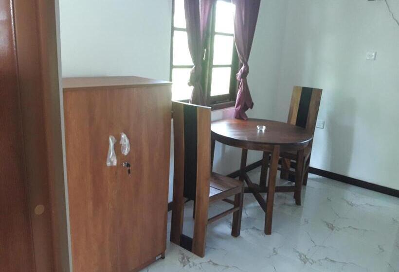 펜션 Pigeon House Kabalana