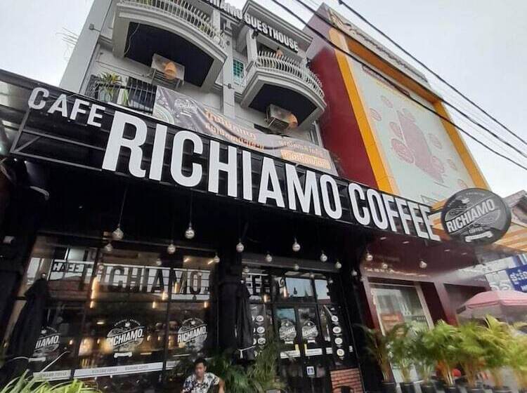 بنسيون Richiamo Guesthouse