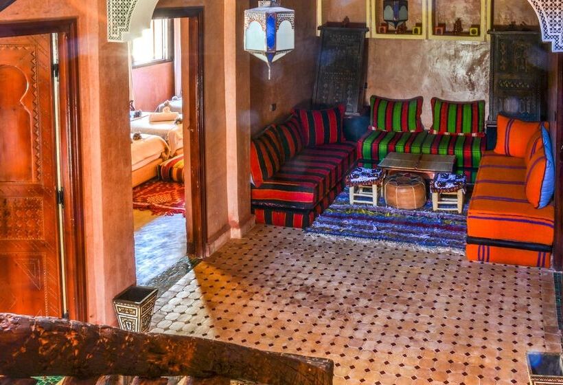 بنسيون Room In Lodge   Authentic And Pittoresque Room For 3 People In Tamatert, Morocco Num1