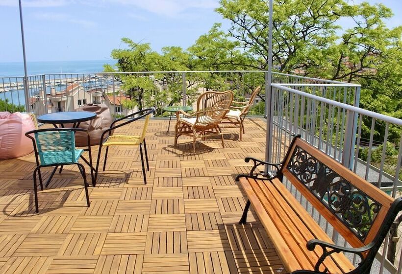 膳宿费 Sunset Art