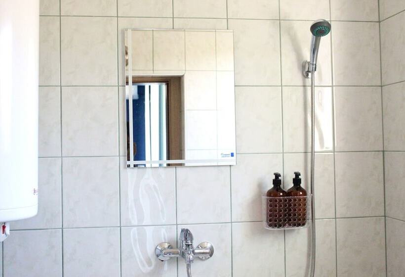 פנסיון Sunset Art