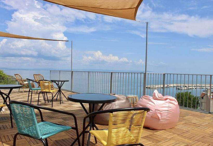 ペンション Sunset Art