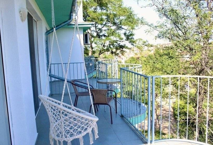 膳宿费 Sunset Art