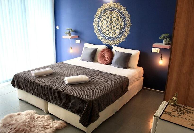 פנסיון Sunset Art