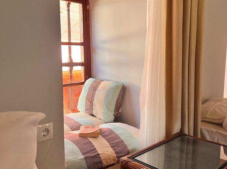 膳宿费 Tarihi Sarı Konak