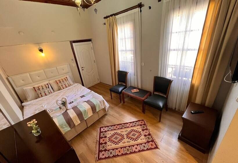 膳宿费 Tarihi Sarı Konak