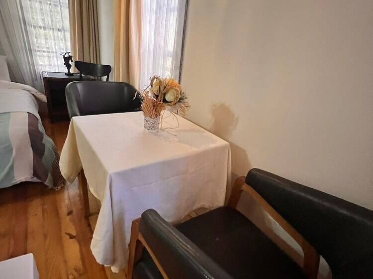 膳宿费 Tarihi Sarı Konak