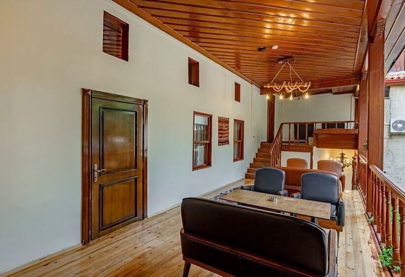 膳宿费 Tarihi Sarı Konak