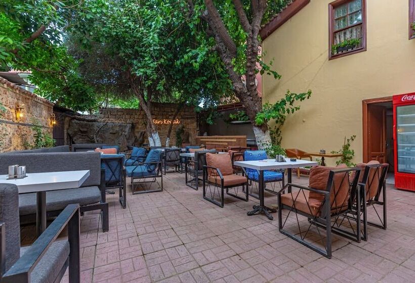 膳宿费 Tarihi Sarı Konak