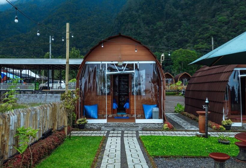 פנסיון The Polumb Garden Bedugul