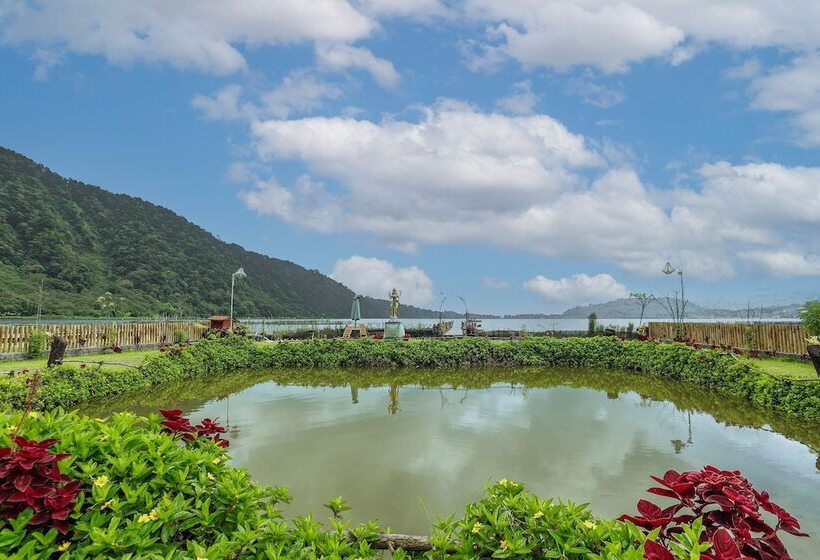 פנסיון The Polumb Garden Bedugul