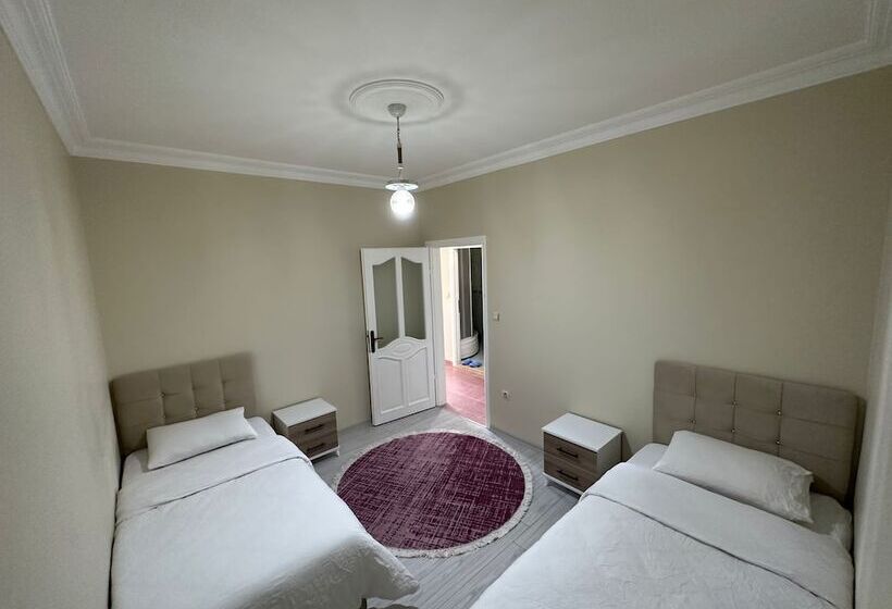 Pir Apart Otel
