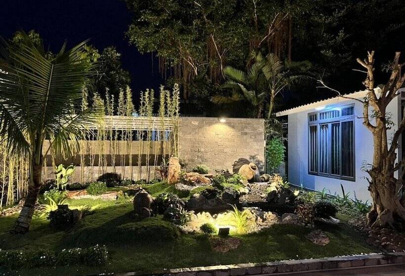 Prague Bungalow Phu Quoc