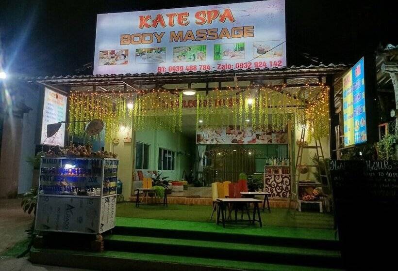 Prague Bungalow Phu Quoc