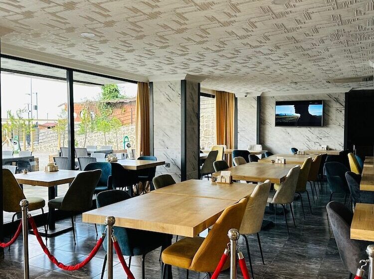 Queen Palace Hotel Trabzon