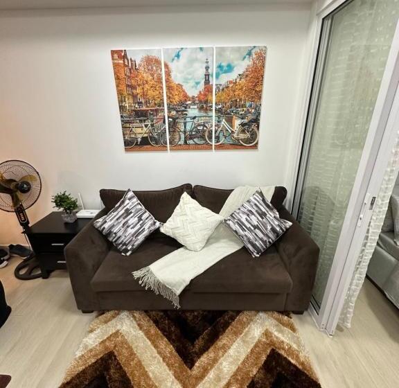 استراحتگاه Azure Staycation By M&m