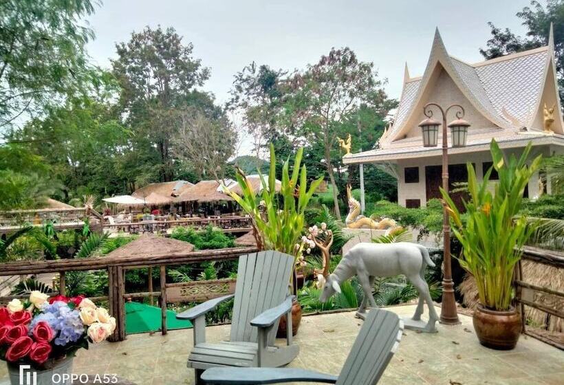 渡假胜地  Jungle Moon Boutique Homestay