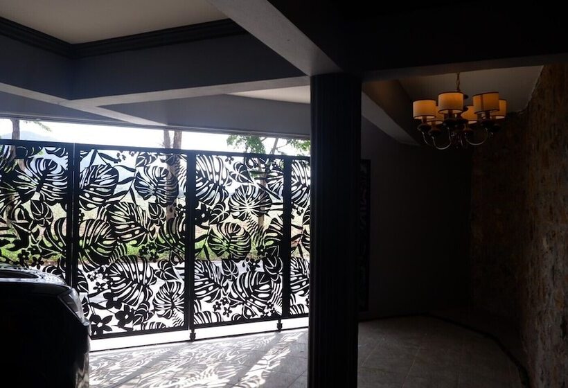 אתר נופש Jungle Moon Boutique Homestay