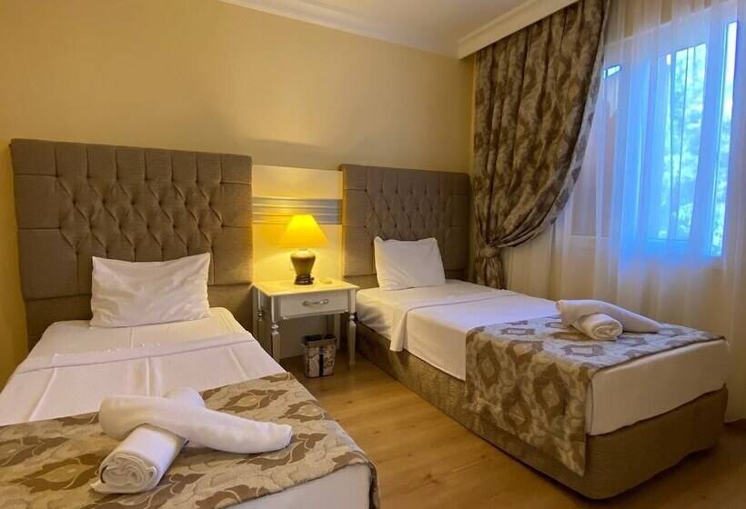 Курорт Pine Villas & Apartments Kusadasi