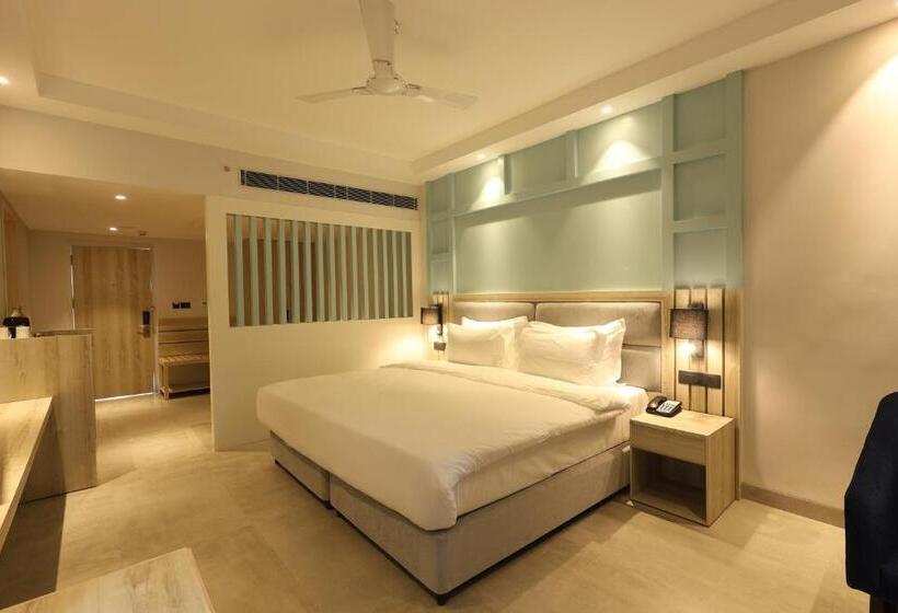 리조트 Ramada By Wyndham Goa Arpora