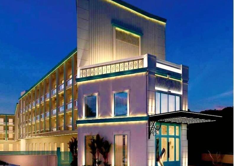 리조트 Ramada By Wyndham Goa Arpora