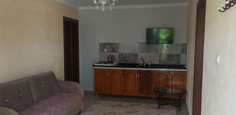 Salda Gölü Kumsalda Apart Pansiyon