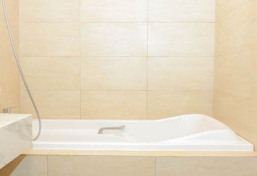 Song Suoi Flc Seaview Apartment