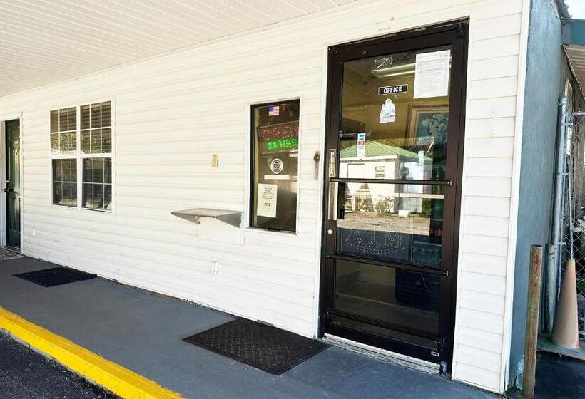 Sparta Seven Motel By Oyo Near Milledgeville