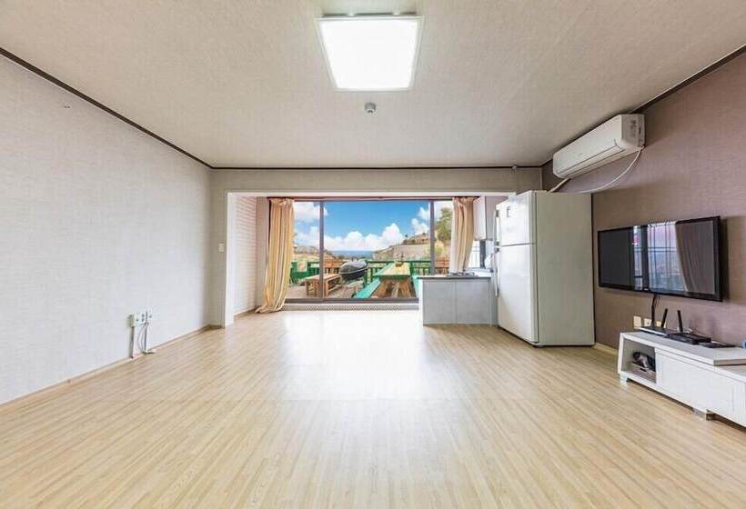 Yangyang Silver Sea Pension