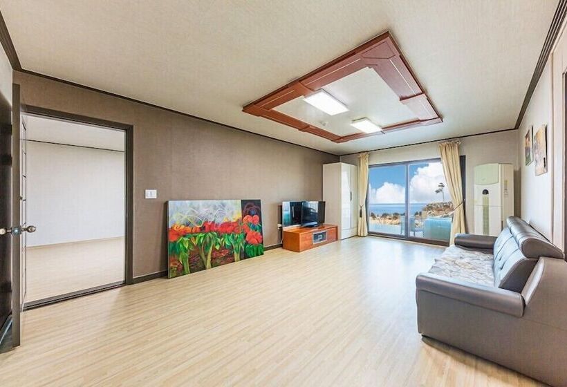 Yangyang Silver Sea Pension