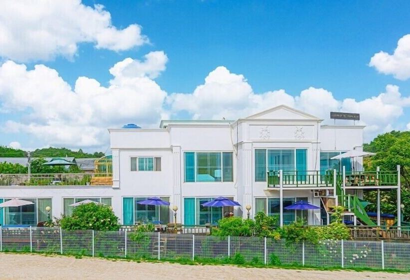 Yangyang Silver Sea Pension