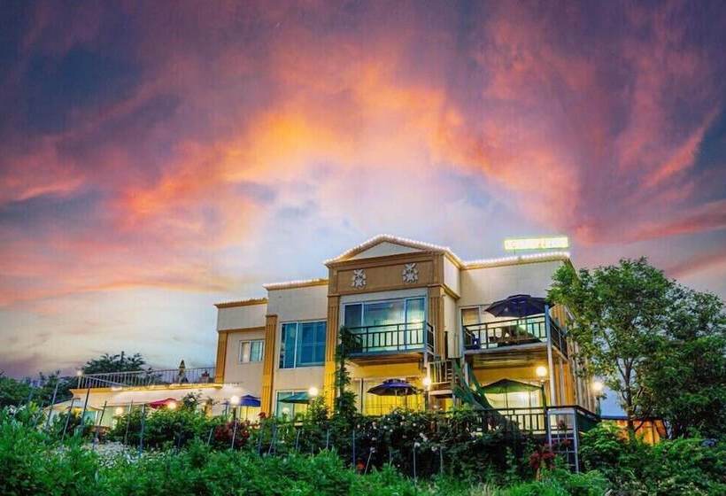 Yangyang Silver Sea Pension