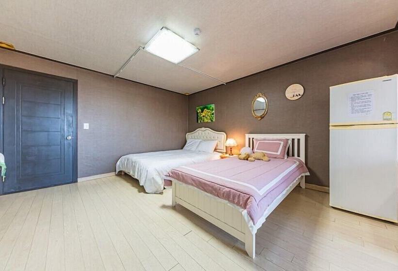 Yangyang Silver Sea Pension