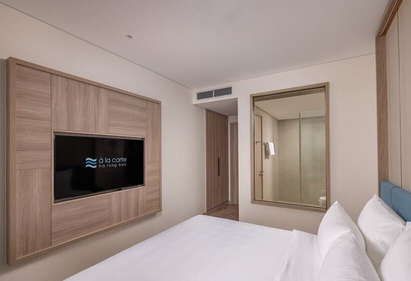 A La Carte Ha Long Bay Residence