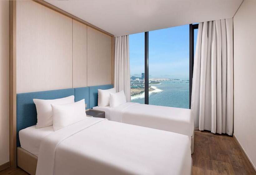 A La Carte Ha Long Bay Residence