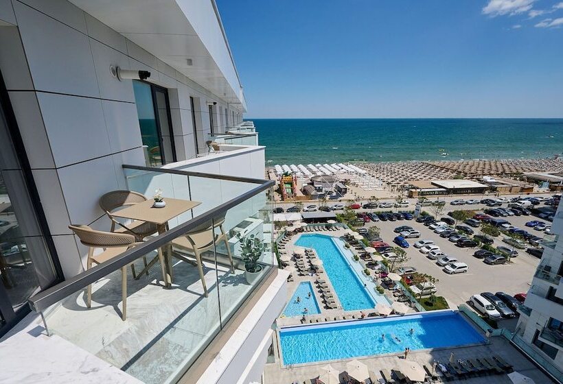 Alezzi Infinity Resort & Spa