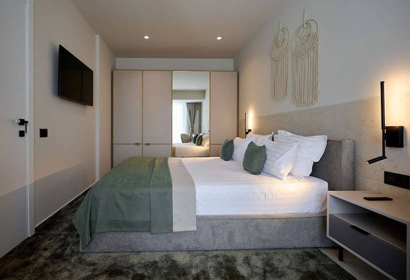 Alezzi Infinity Resort & Spa