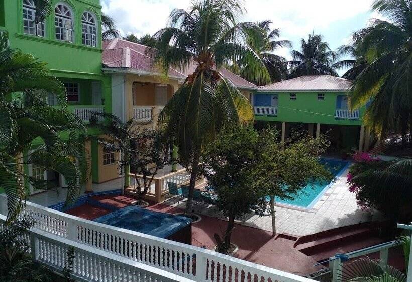 Bay Heights Escape