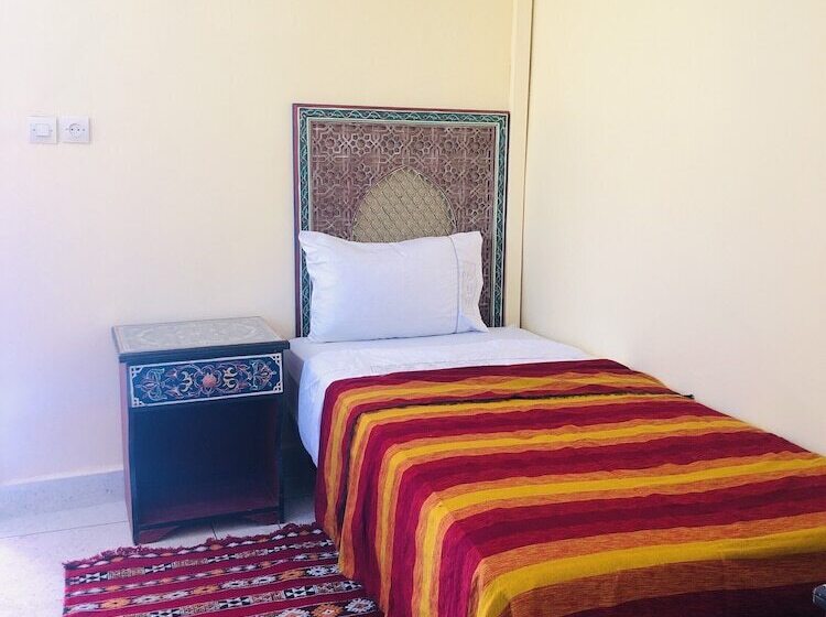 住宿加早餐  Famille Fahym