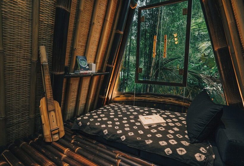 住宿加早餐  Hideout Eco Bamboo House Bali