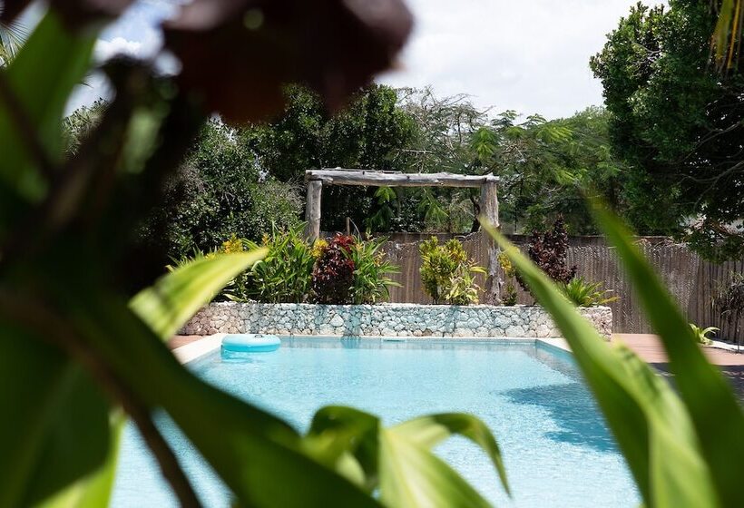 تختخواب و صبحانه Kuwa Zanzibar