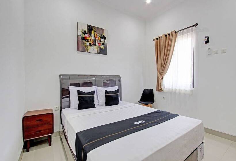 Collection O 93019 Ketemon Hotel & Resto