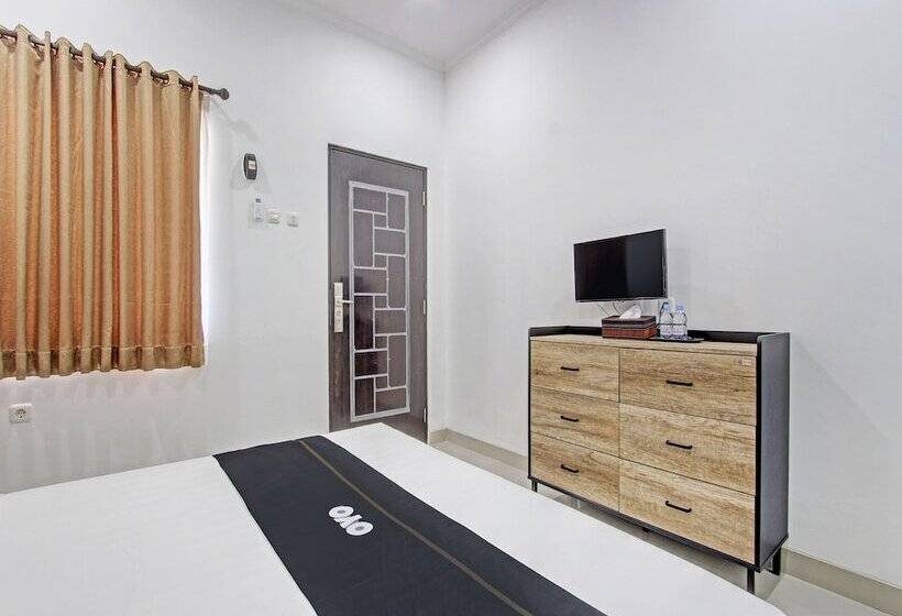 Collection O 93019 Ketemon Hotel & Resto