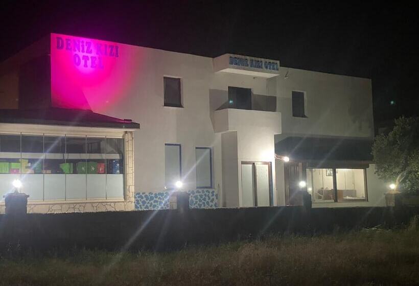 Deniz Kızı Otel çeşme