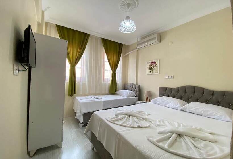 Düsseldorf Pansiyon