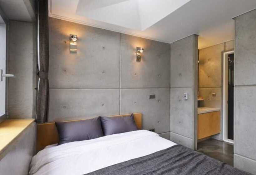 Gangneung Le Chatree Pension